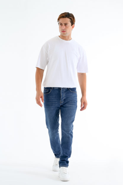 Basic navy blue jeans, slim fit