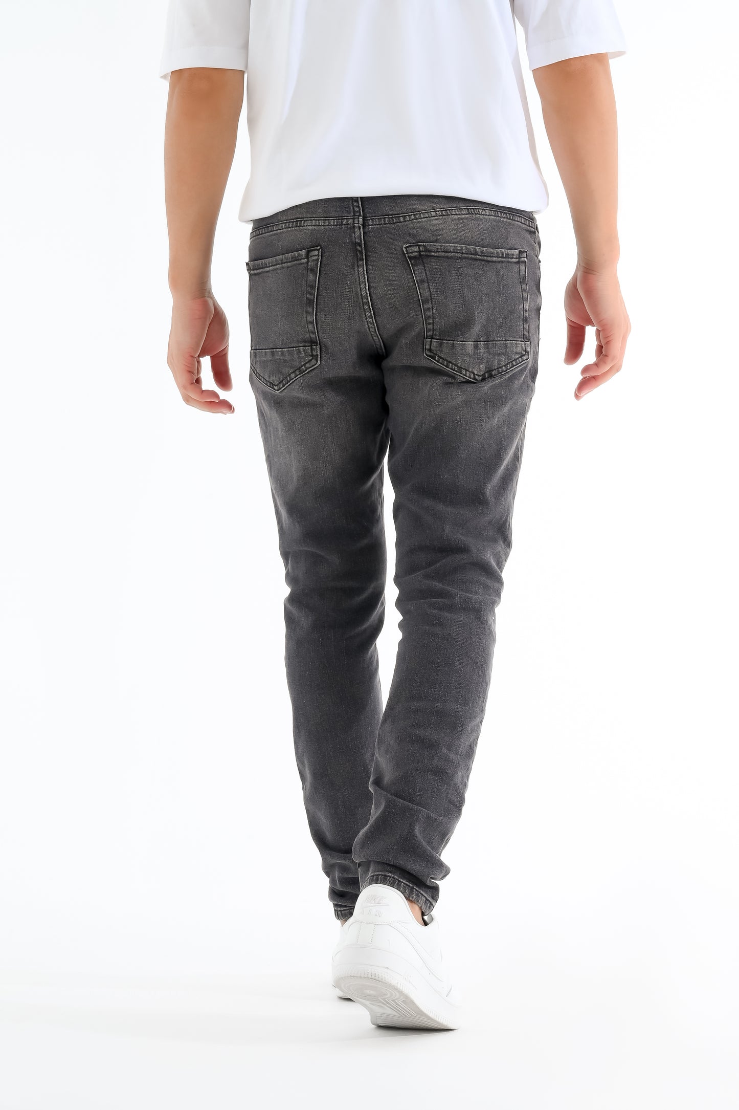 Black jeans - basic or casual