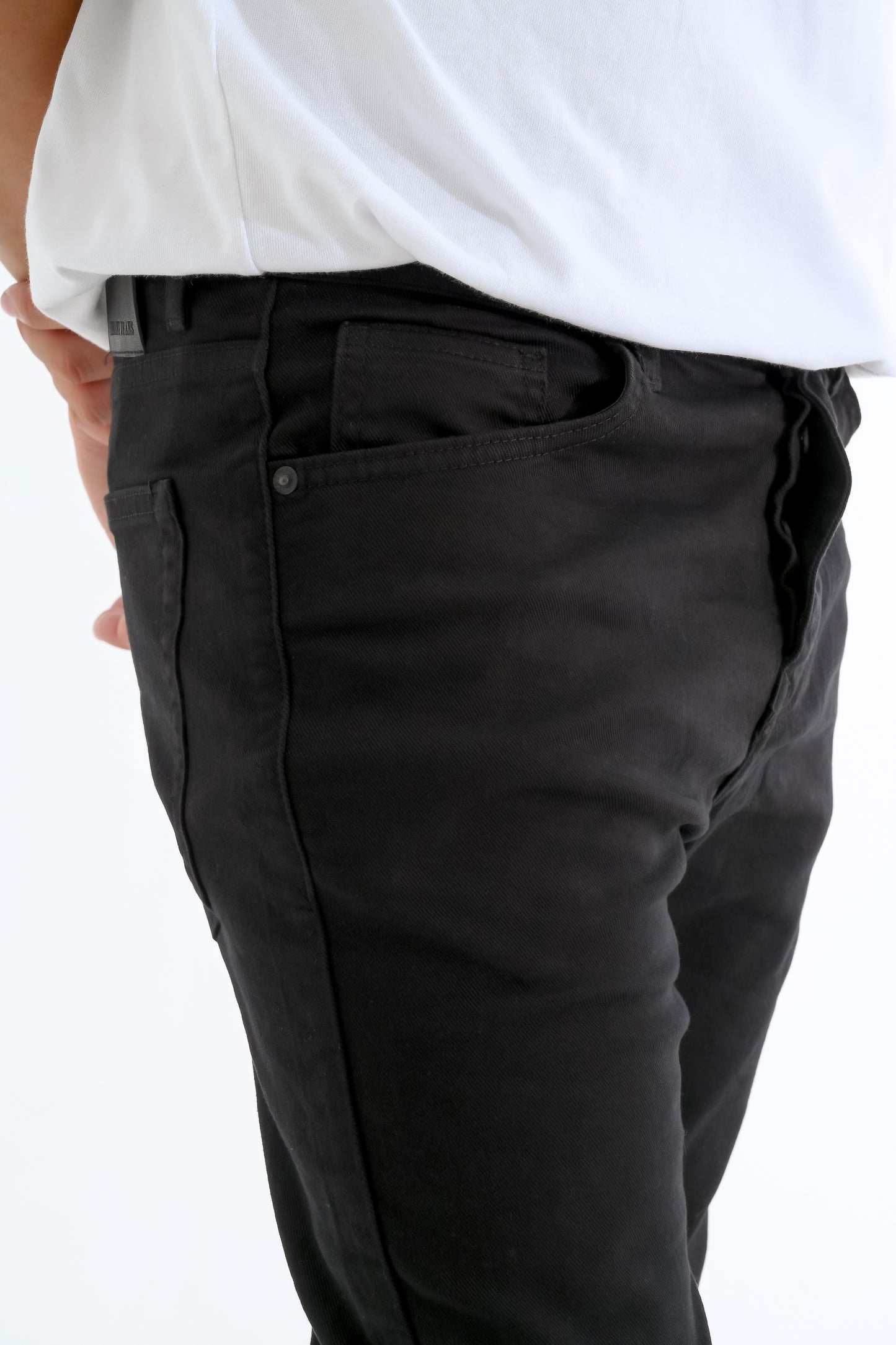 Black Basic Jeans